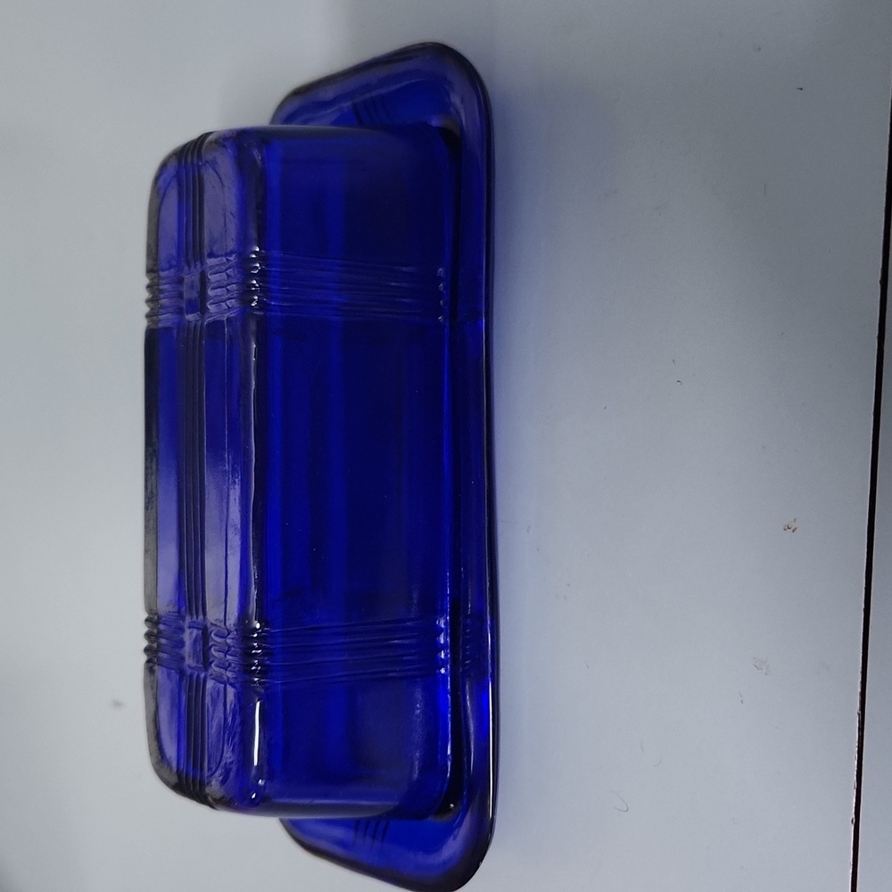 Hazel Atlas Butter Dish. No Chips or Cracks. Beautiful condition!